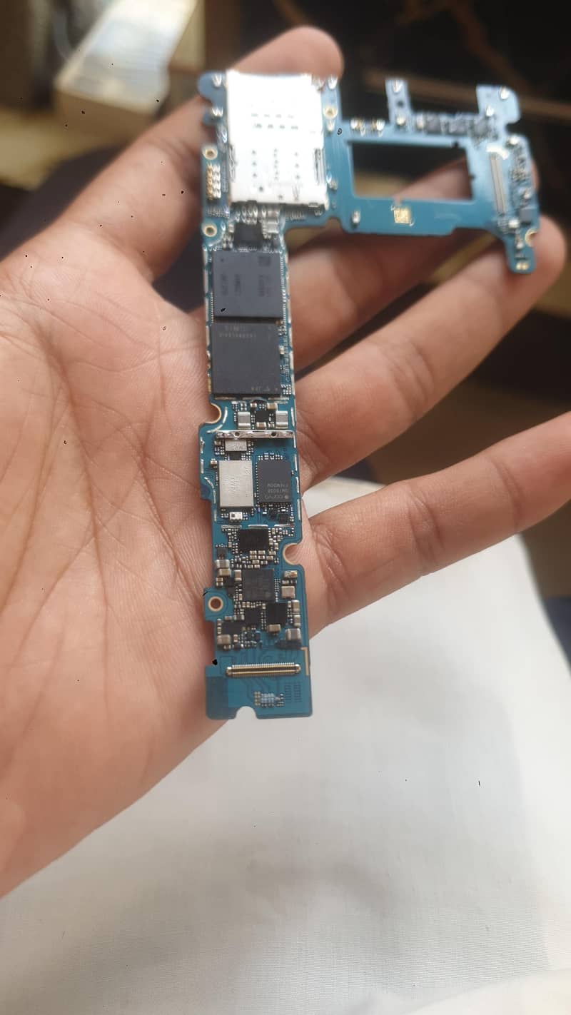 Samsung Mobile Note 8 2