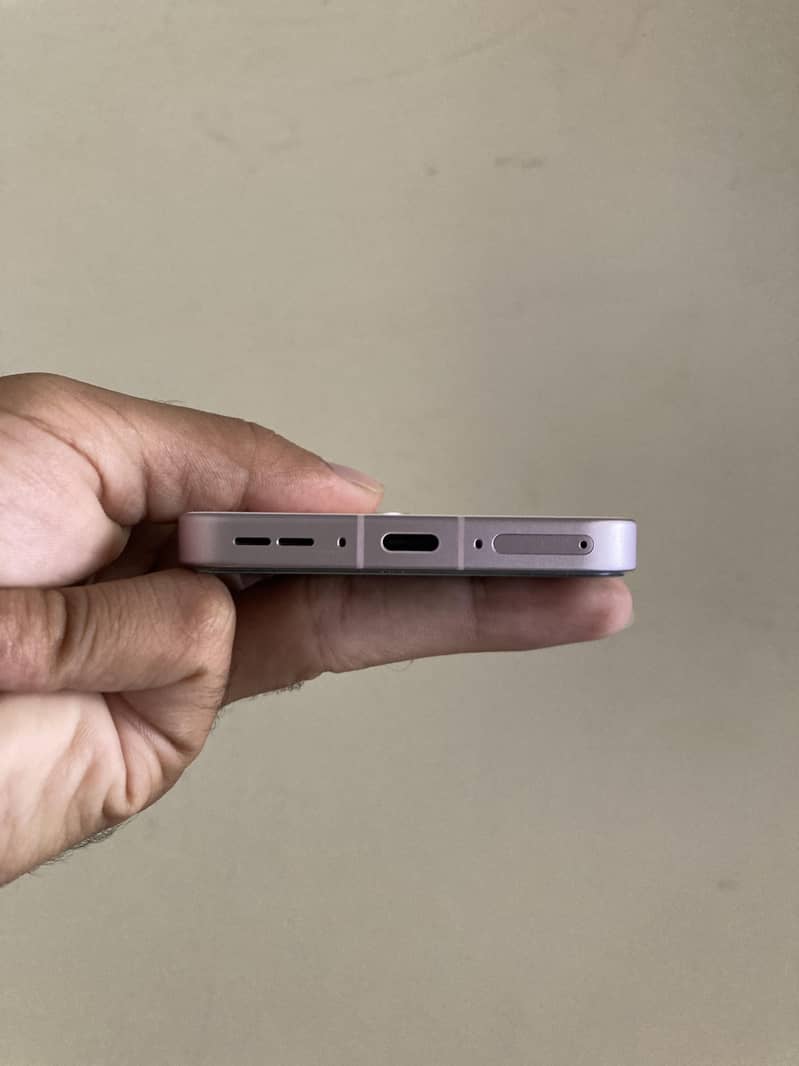 OnePlus 13T 4