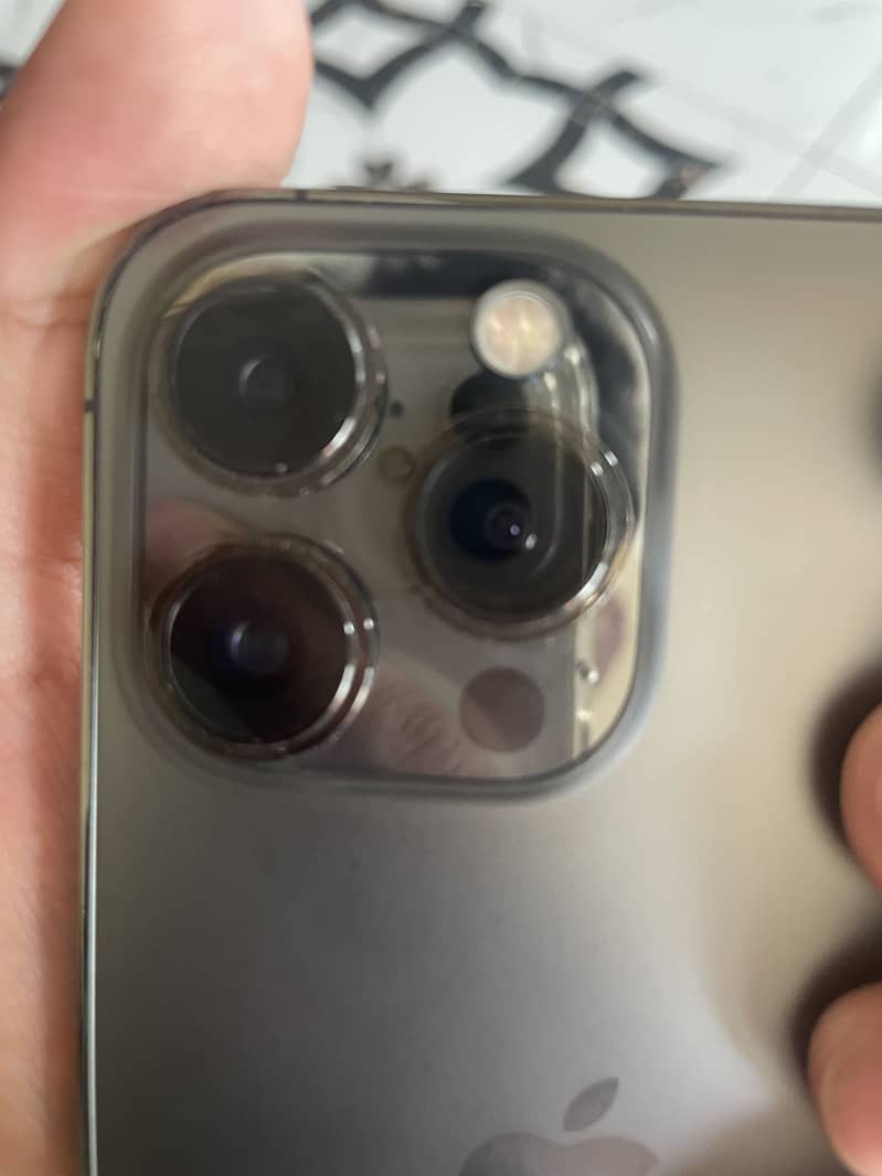 13 pro 4