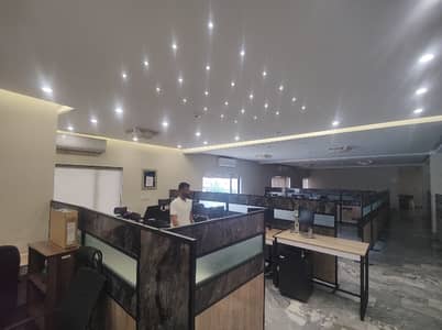 STRAIGHT HALL FOR OFFICE & ANY TYPE OF BUSINESS FOR RENT