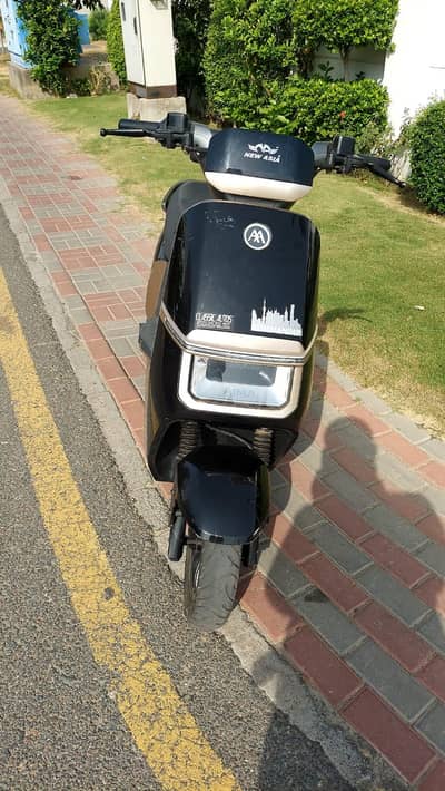Ramza A700 Scooty,used (less than 7.5k kilometers)