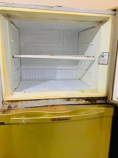Dawlance refrigerator (old)