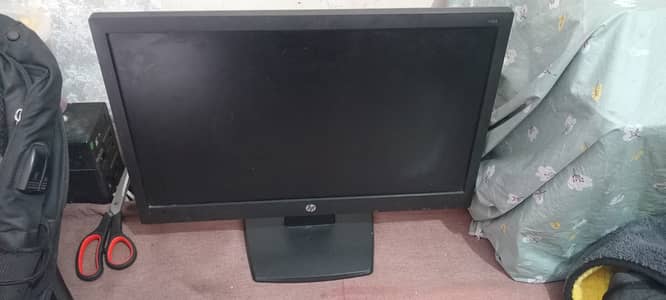 HP V193 18.5-inch LED Backlit Monitor