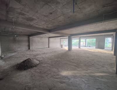 8000/4000 sqft BRAND NEW HALLS M/F WASHROOMS, KITCHEN, BASEMENT PARKING, EASY APPROACH