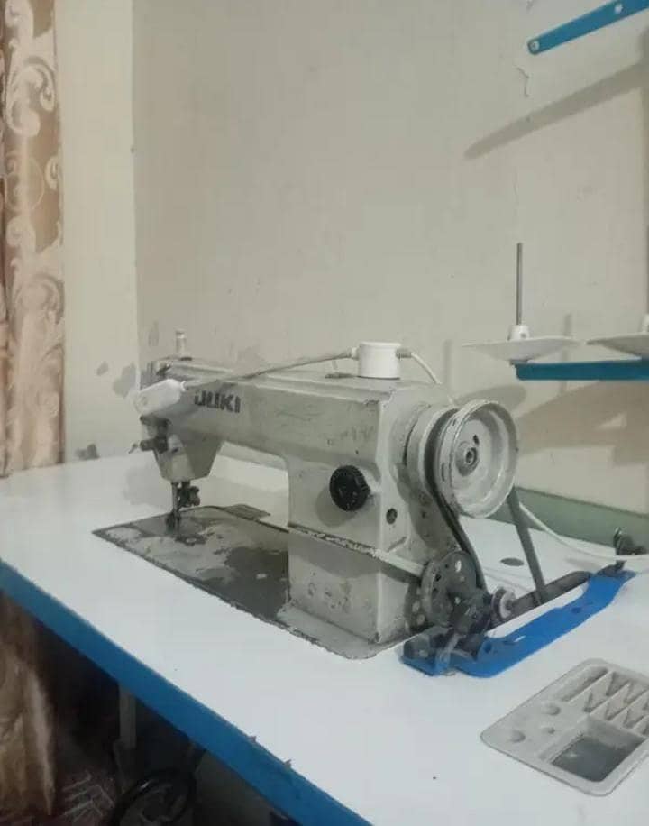 juki sewing machine. 1