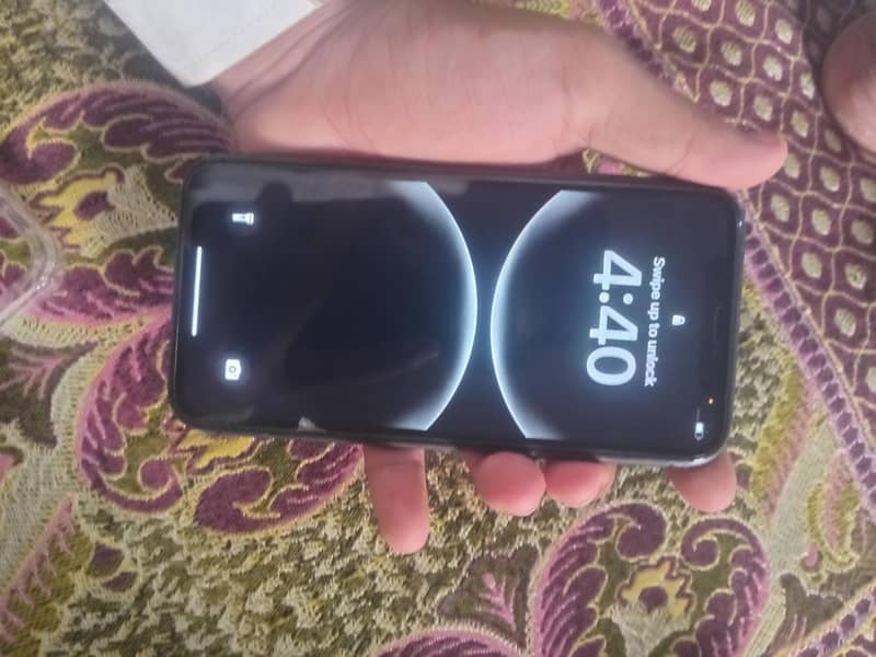 Apple iPhone 11 5