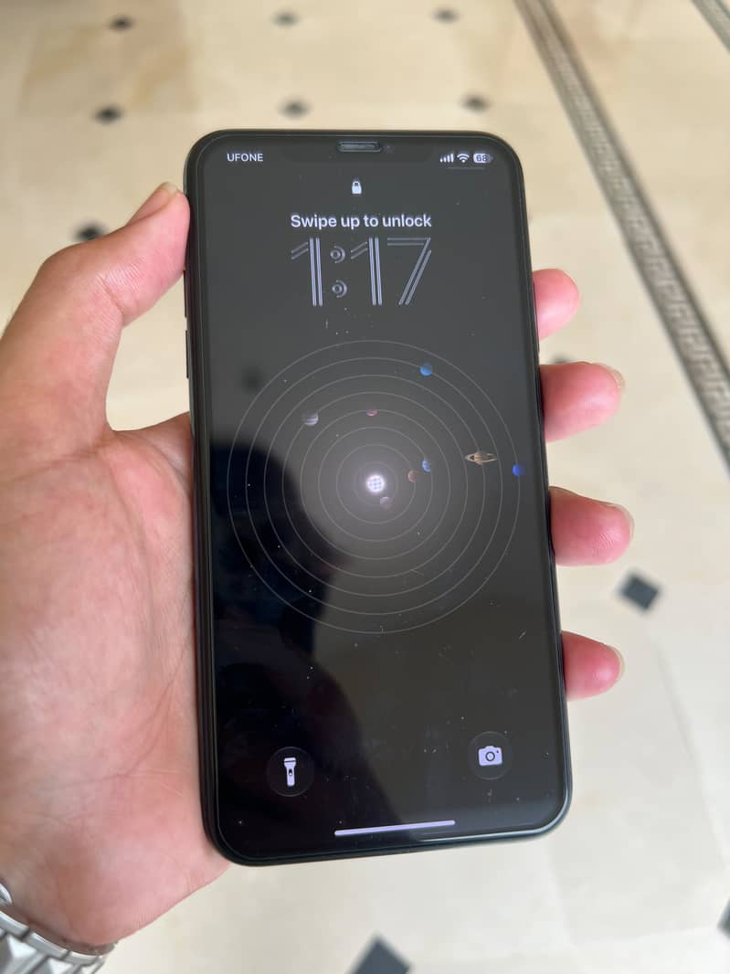 Apple iPhone 11 Pro Max 4