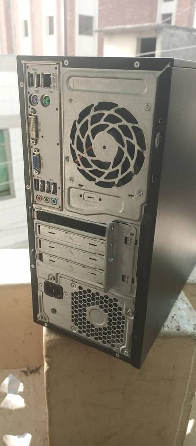 TOWER I7 6TH GEN. BEST FOR GAMING BETTER THAN I5 7TH GEN EQUAL TO I7 7