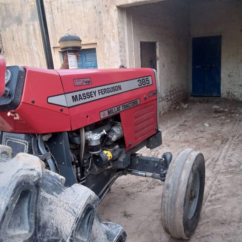 MF 385 Model 2019 – بہترین کنڈیشن، انجن، ٹائر اور ہائیڈرالک لاجواب 3
