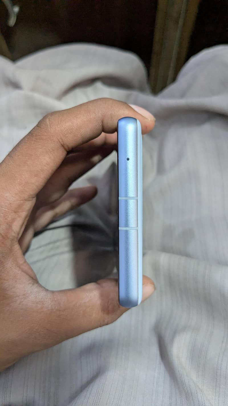 Google Pixel 7a 1