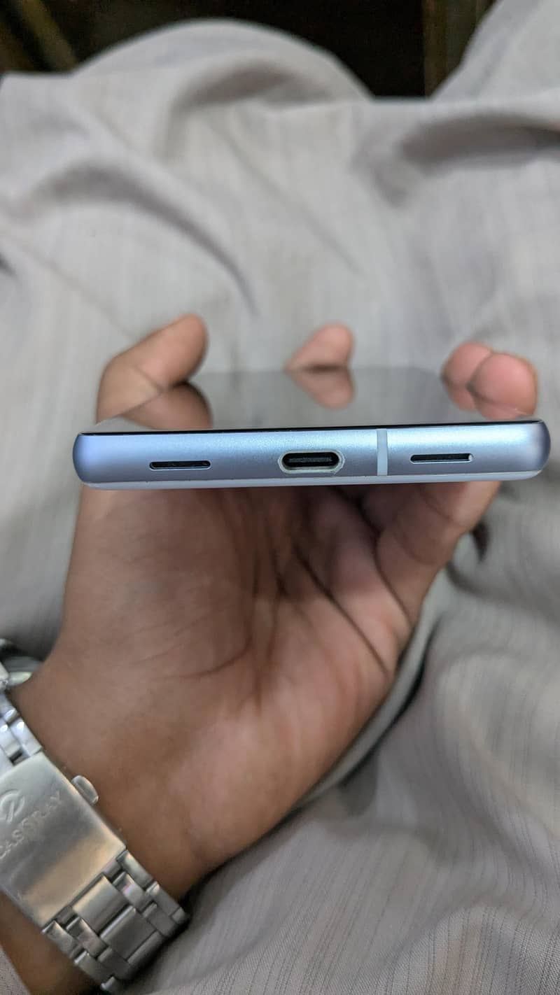Google Pixel 7a 3