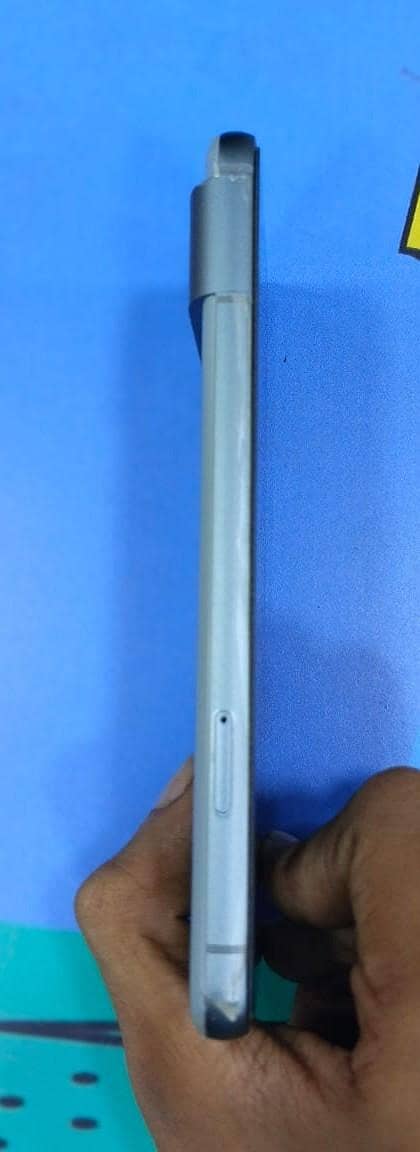 Google Pixel 8 3