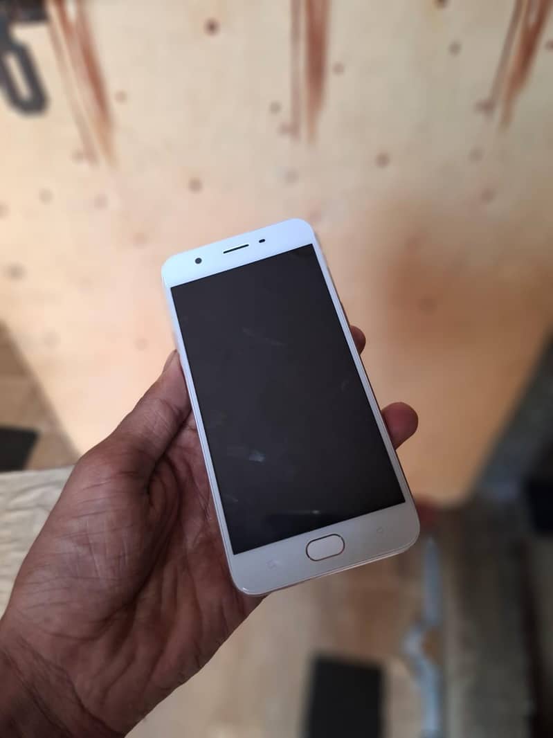 OPPO A57 2