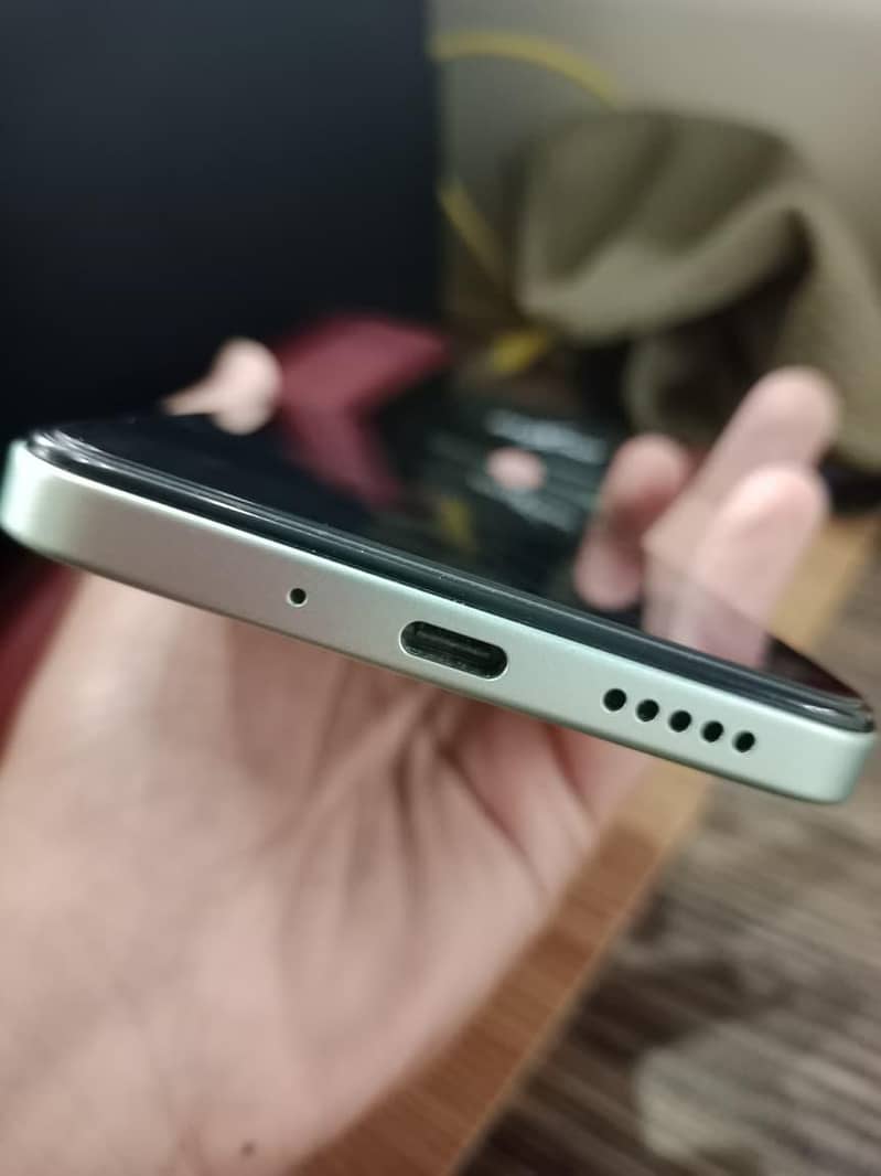 Xiaomi POCO C75 3