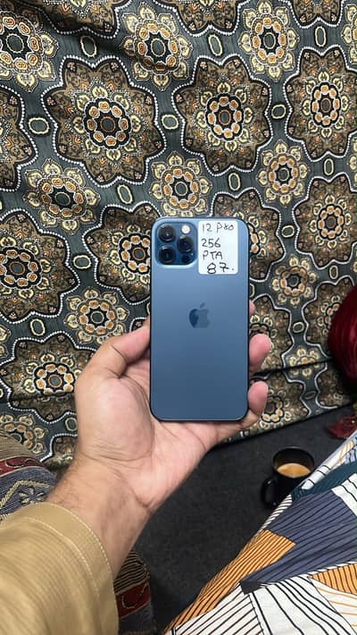 Apple iPhone 12 Pro