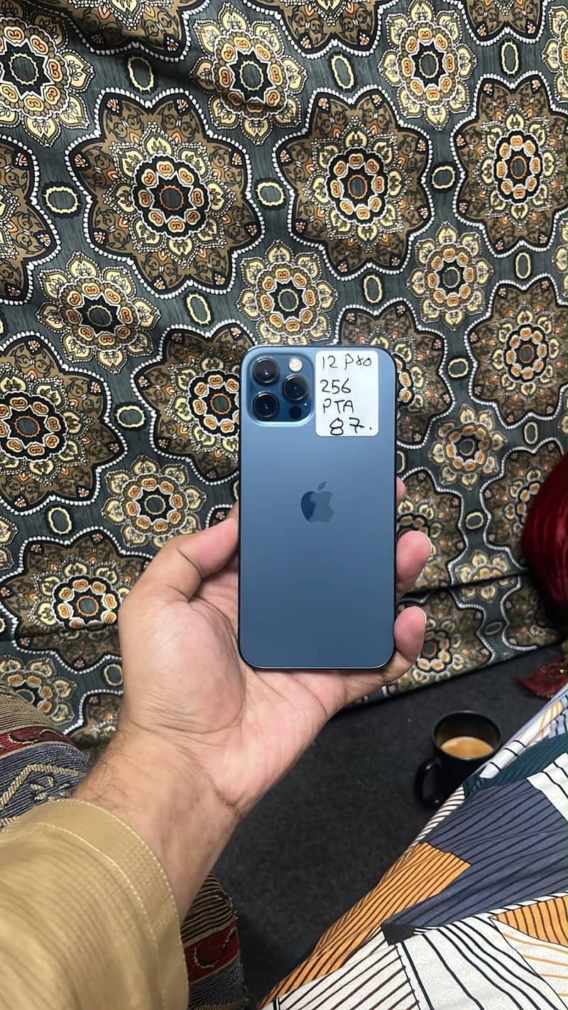 Apple iPhone 12 Pro 0