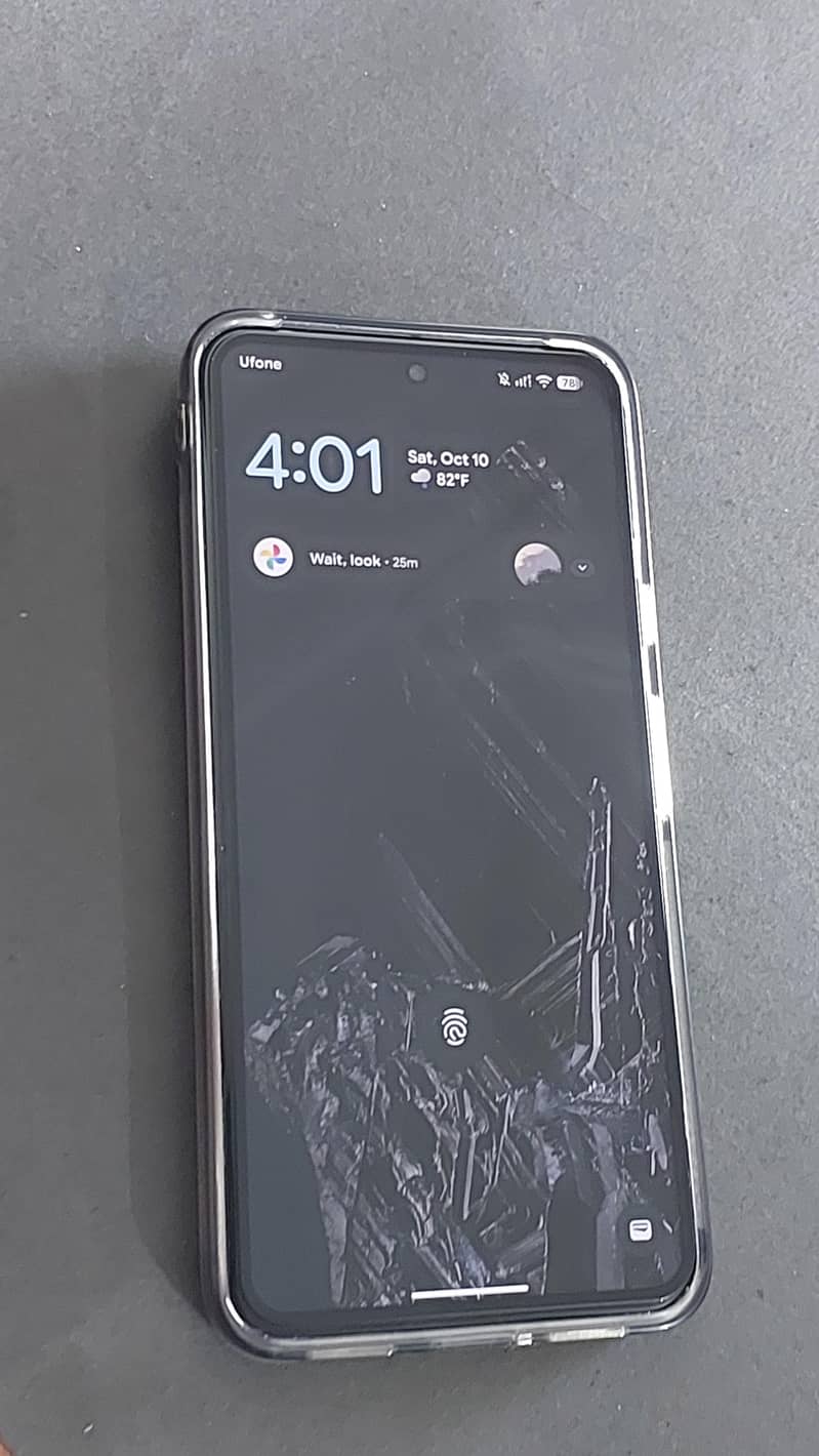 Google Pixel 8 3