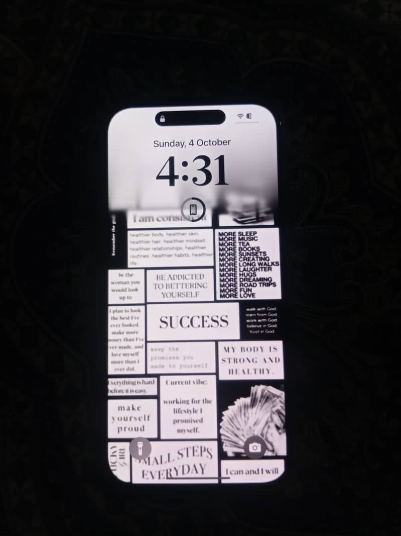 Apple iPhone 14 Pro 2