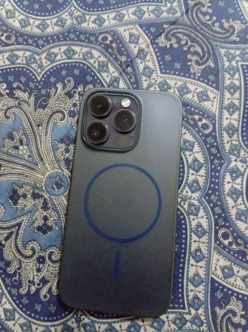 Apple iPhone 14 Pro 3