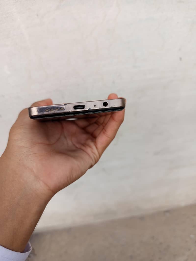 Infinix Note 30 4