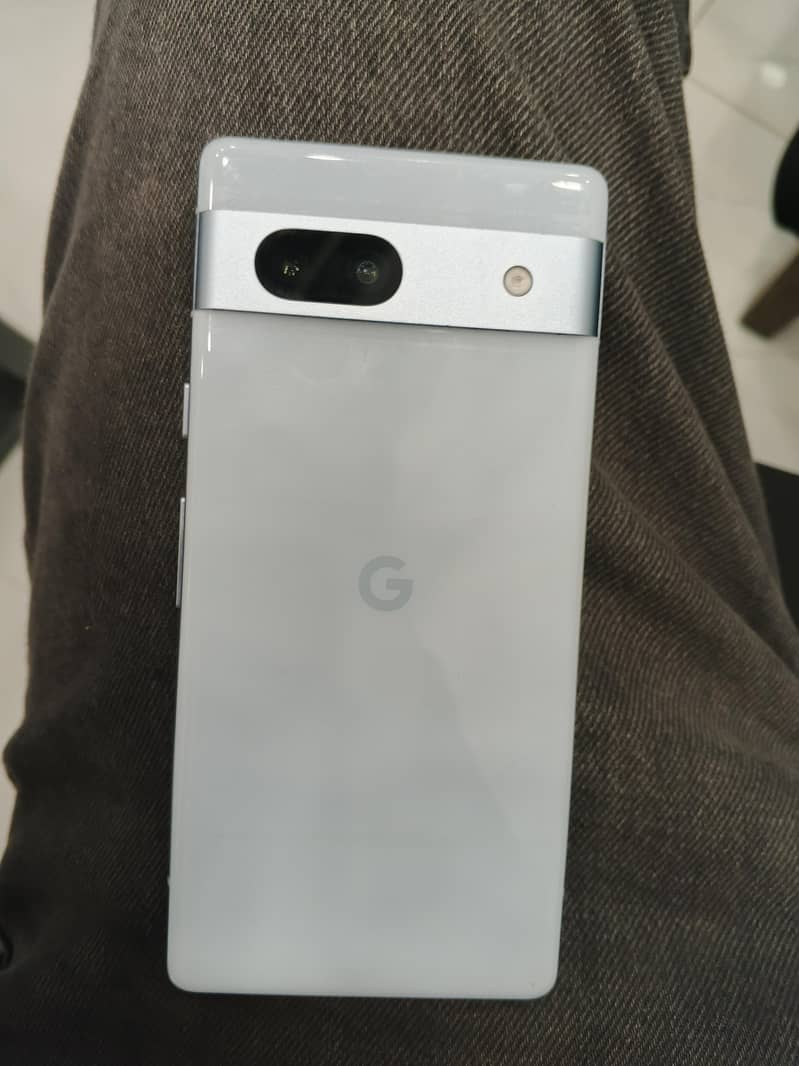Google Pixel 7a 0