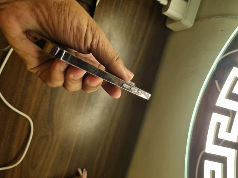 Apple iPhone 14 Pro 3