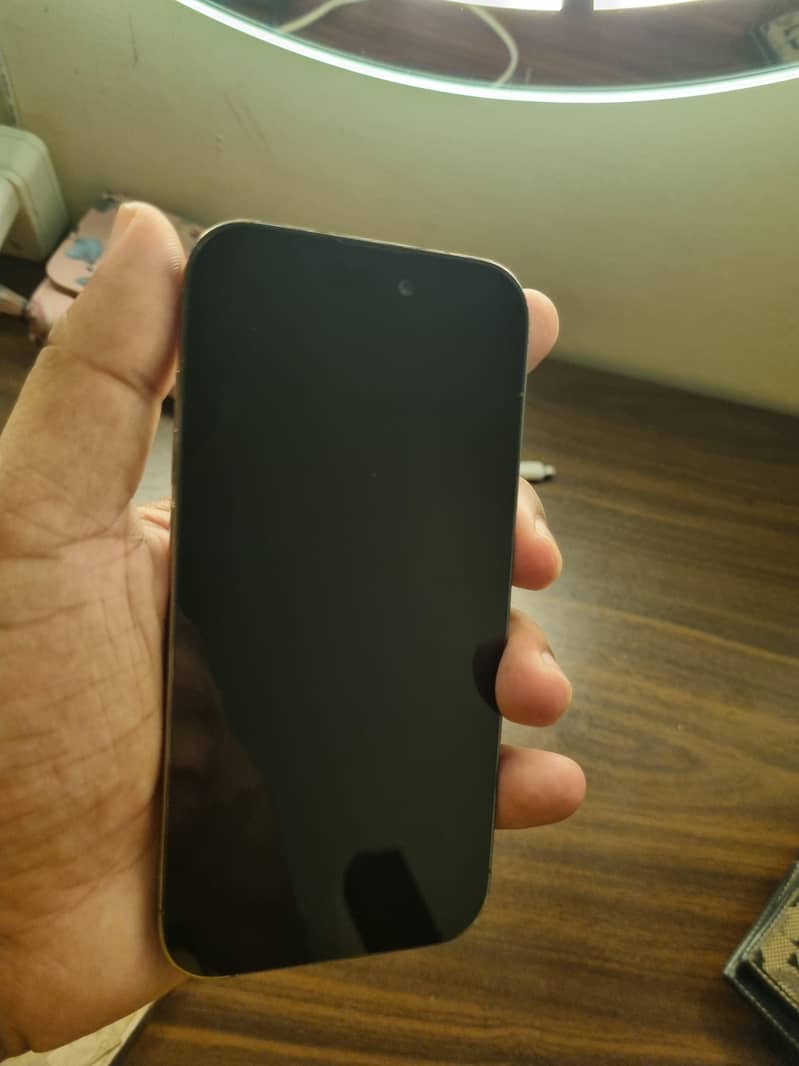 Apple iPhone 14 Pro 9