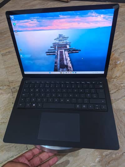 Microsoft Surface Laptop 4 | 14" 2K Touch | i7 11th Gen | 16GB RAM