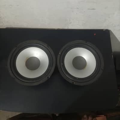 2 Woofer wale speaker 8 inch lambai 24 okay