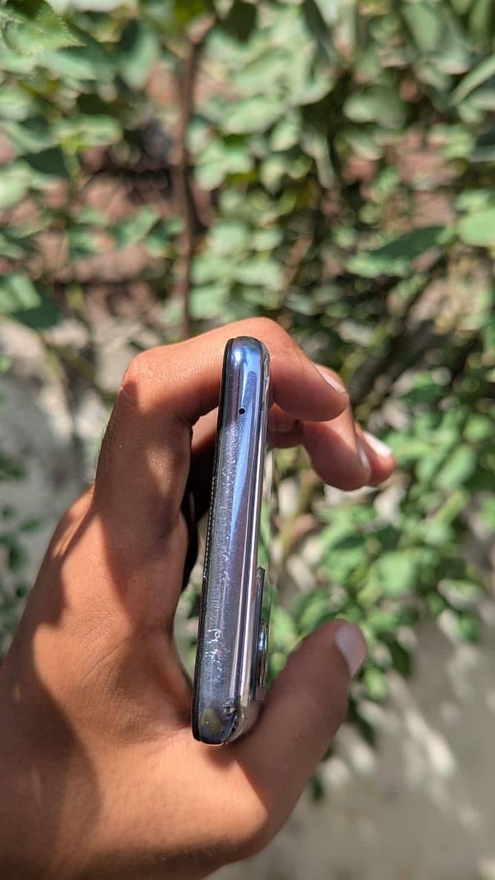 Samsung Mobile Note 9 7