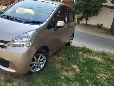 Daihatsu Move 2011