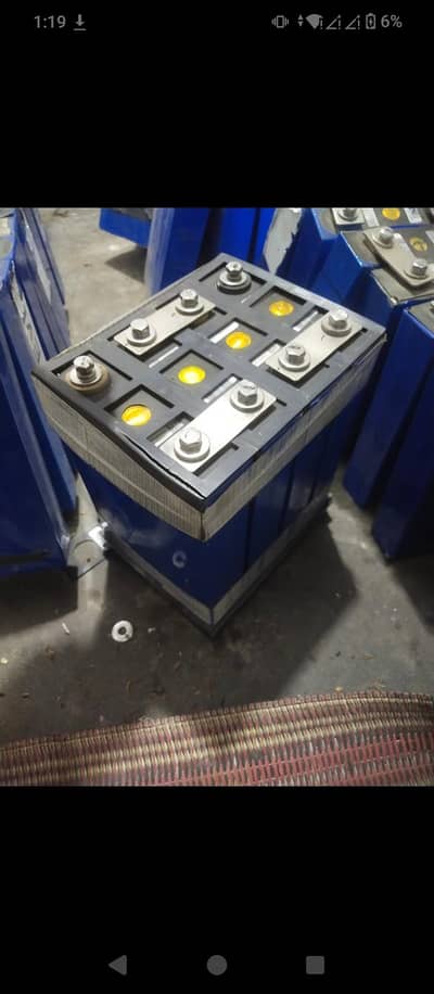 12v - 100Ah Lithium ion battery