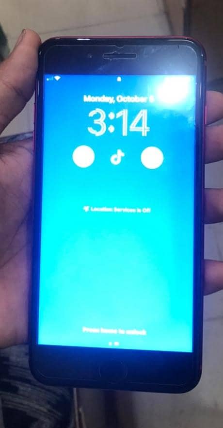 Apple iPhone 8 Plus 0