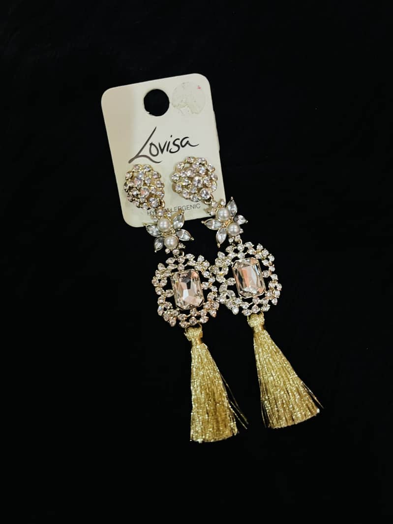 Long earrings 0