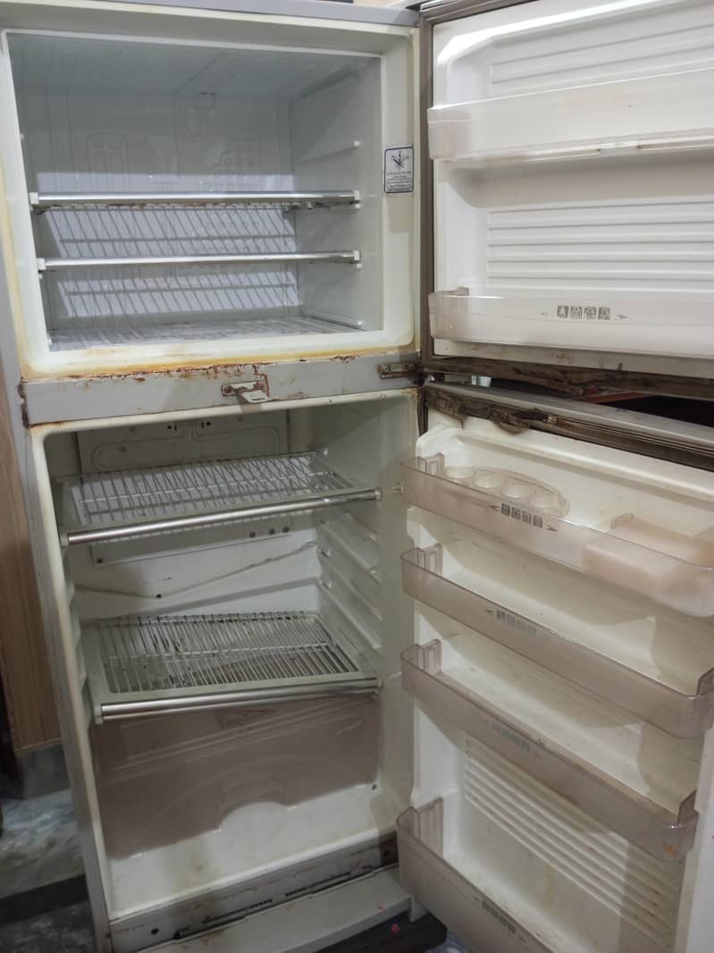 Refrigerator 5