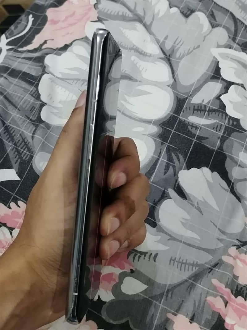 One Plus 9 PRO 3