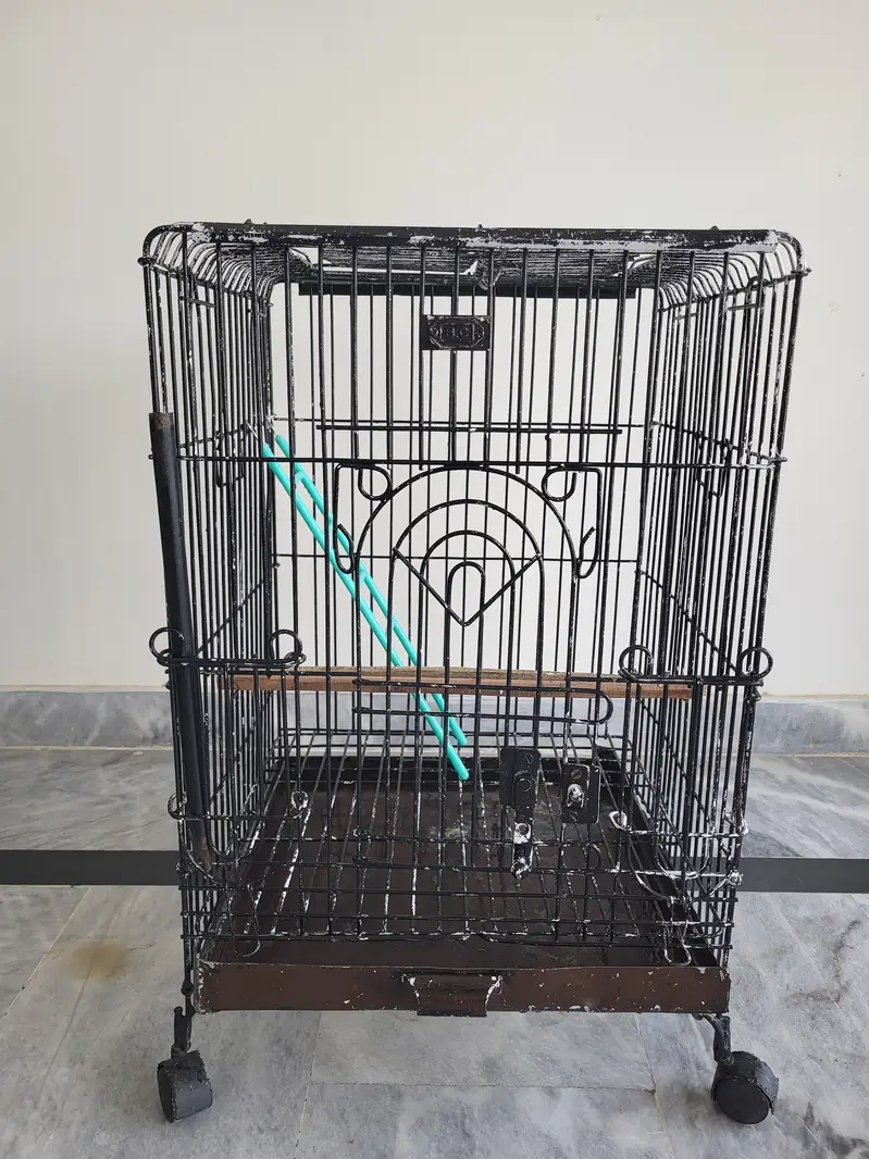 CAGE FOR PARROTS , Parrot Cage for Sale – Good Condition — photo 3