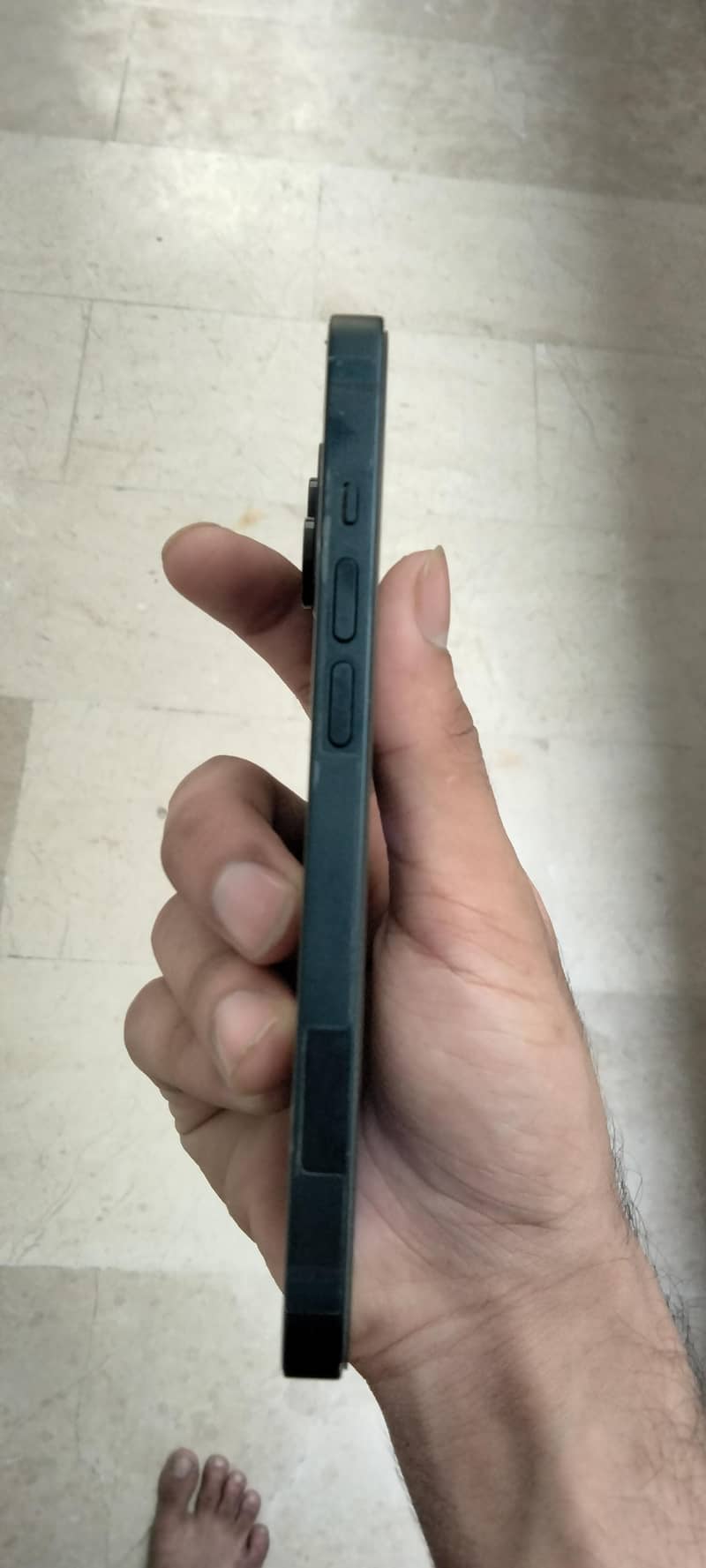 Apple iPhone 14 5