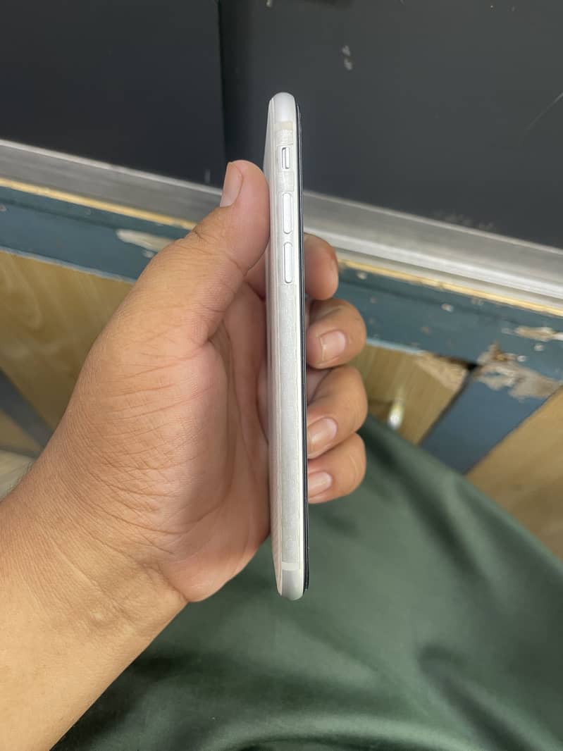 Apple iPhone SE 1