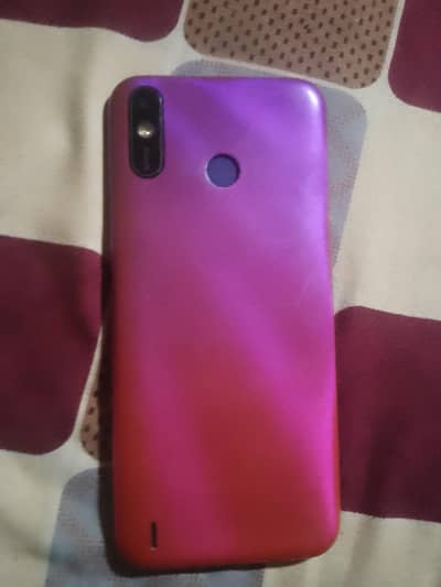Tecno Spark 4