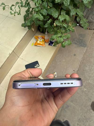 Realme C85