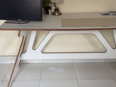 Working table