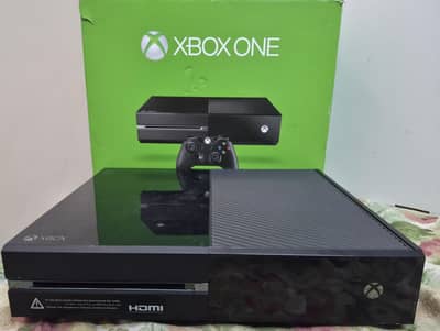 Xbox One 500GB with 2 Controllers | Complete Set