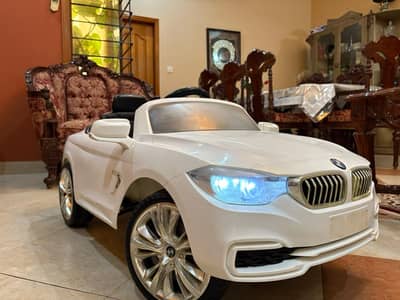 Kids battery operated car