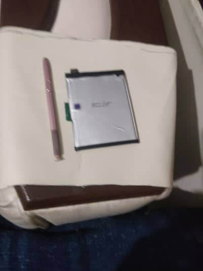 samsumg mobial pen or one plus 3 ke battery