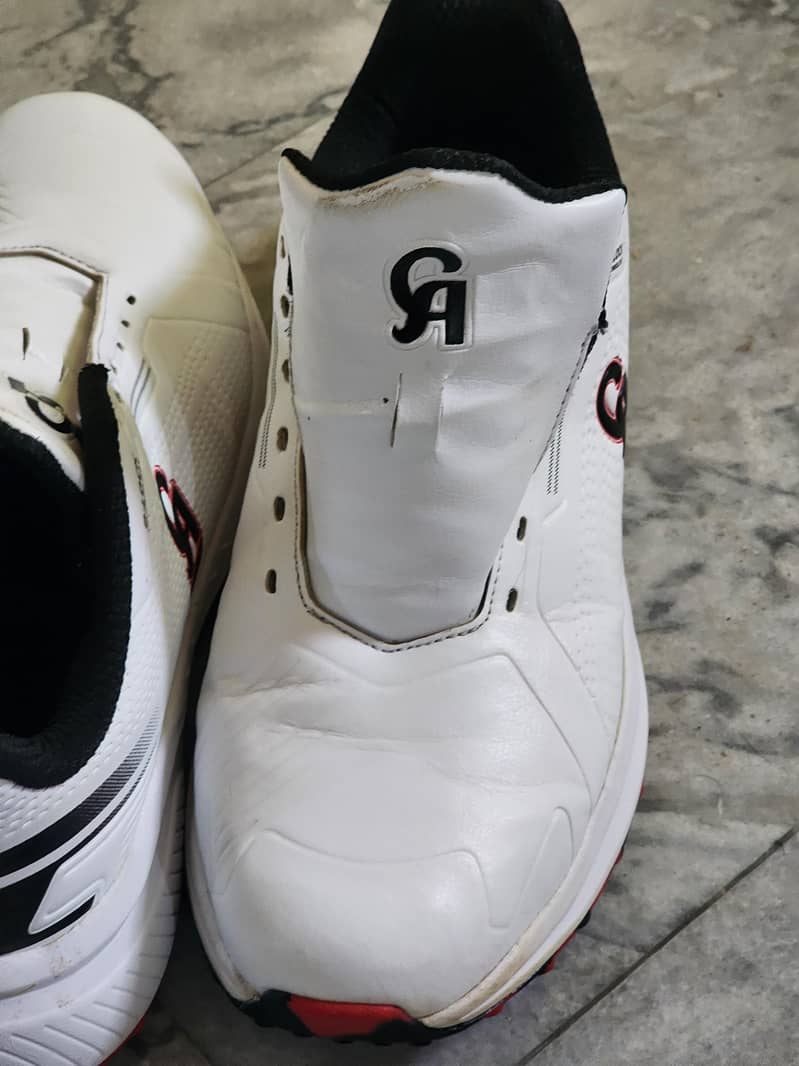 CA pro Boost cricket grippers - Footwear - 1120305955