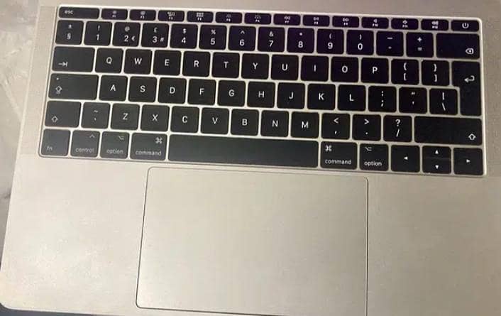 MacBook pro 2017 1