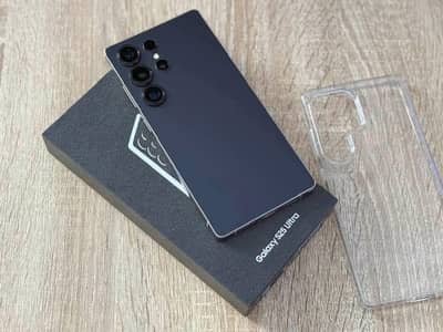 Samsung Galaxy S25 Ultra in excellent condition.  512GB Storage