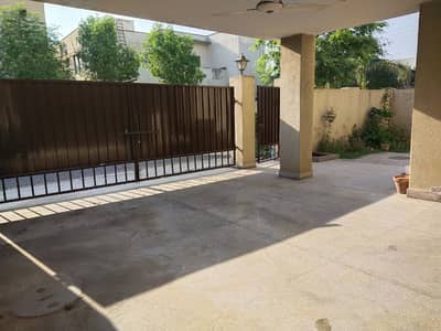 Askari 11, Sector A, 10 Marla, 03 Bed, Luxury House For Rent.