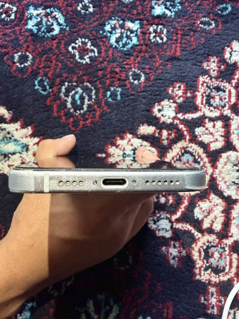 Apple iPhone 15 plus 2